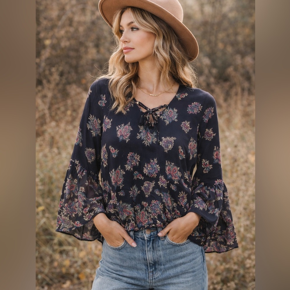 Abercrombie & Fitch Boho Paisley Peasant Top Size Small Bell Sleeve Cottagecore